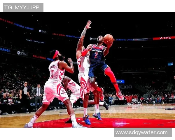 16-17赛季勇士与火箭激战回顾:巅峰对决与战术博弈的精彩瞬间 16-17赛季勇士与火箭激战回顾:巅峰对决与战术博弈的精彩瞬间